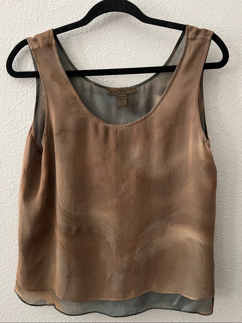 Harari Silk Brown Marble Sheer Layered  Tank top
100% Silk, Made in USA
SZ M